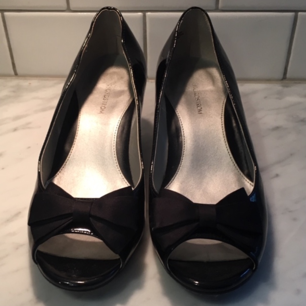 Nordstrom girls size 4 Patent leather wedge heel